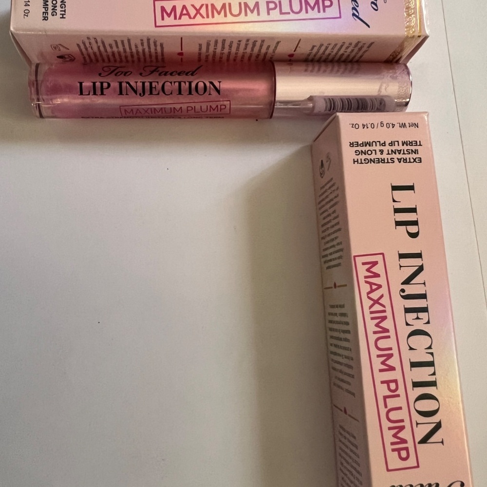 Too Faced Lip Injection-Maximum Plump-lip gloss--2 tubes of Lip Injection
